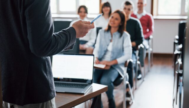 Dijital Dershanecilik Nedir, 11. sınıf online dershane